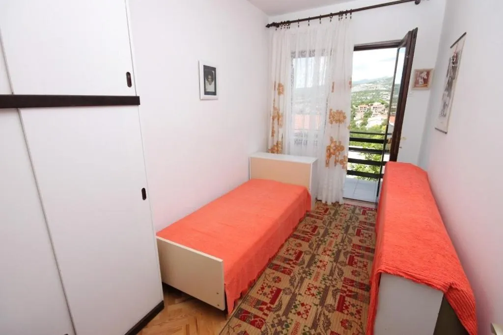 Apartments With A Parking Space Klenovica, Novi Vinodolski - 7605